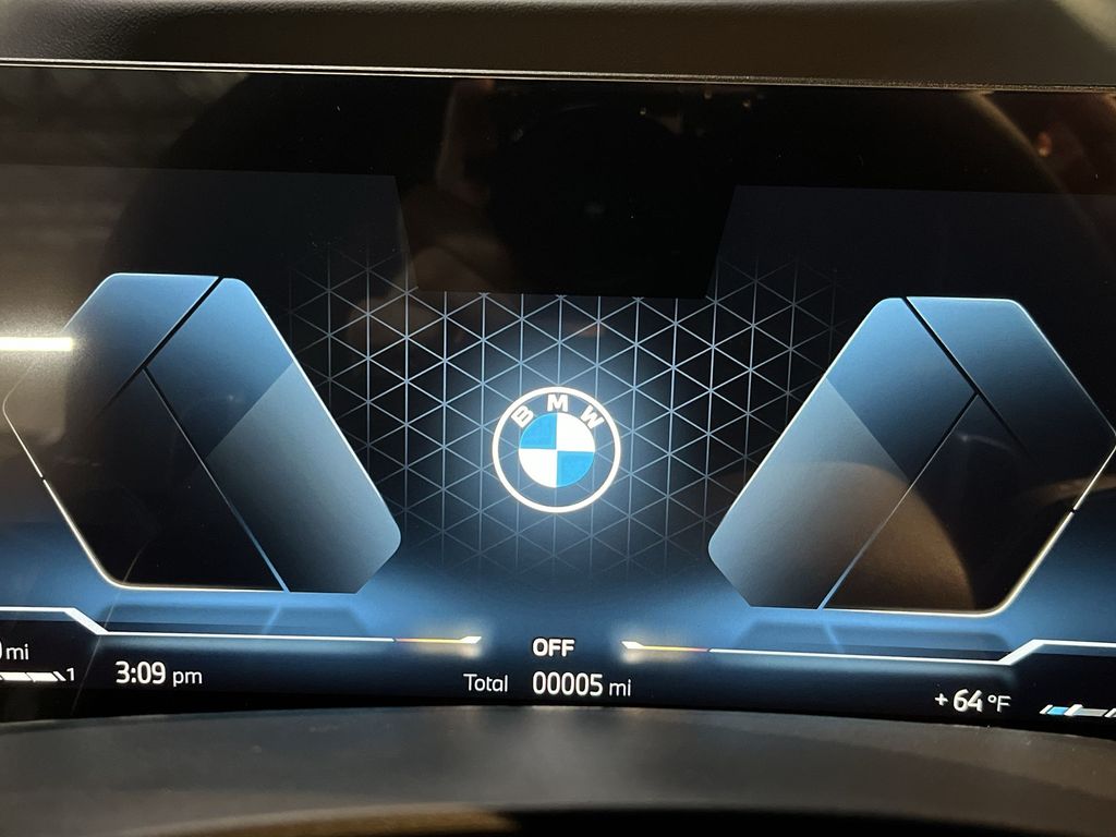 Thumbnail: 2026 BMW X5 - 15