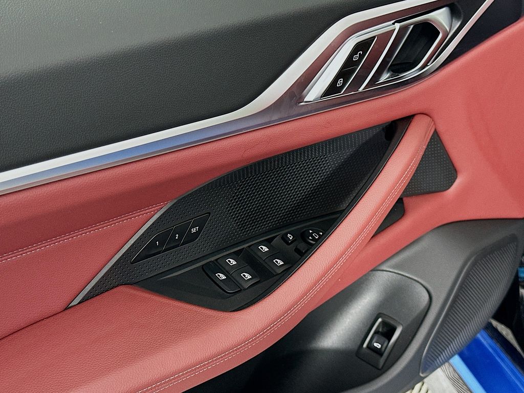 Thumbnail: 2023 BMW i4 - 18