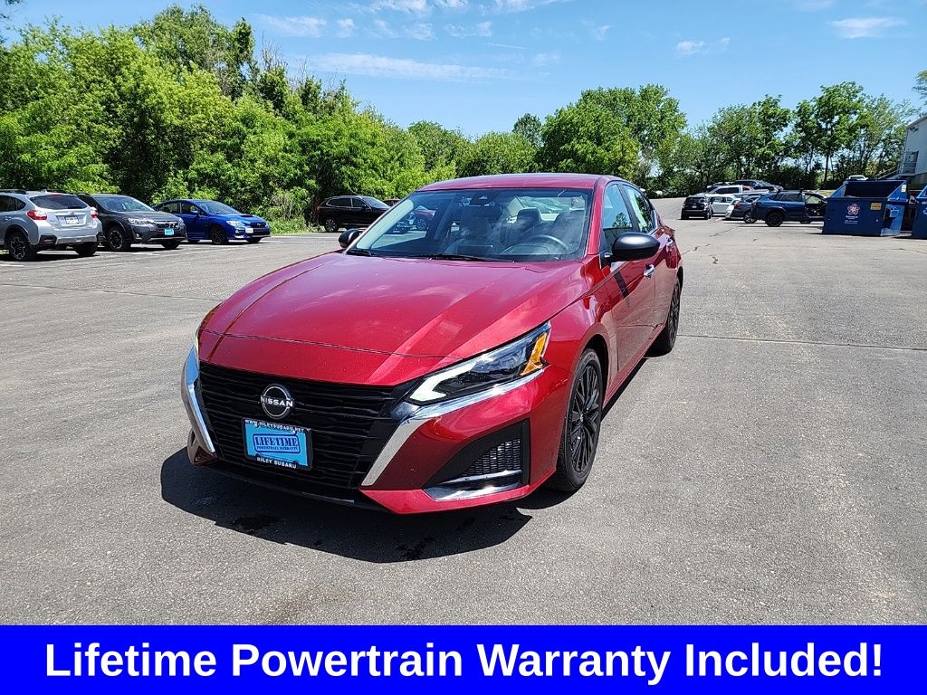 Red (Scarlet Ember) 2025 Nissan Altima 2.5 SV FWD Sedan Front-Wheel Drive Continuously Variable Transmission