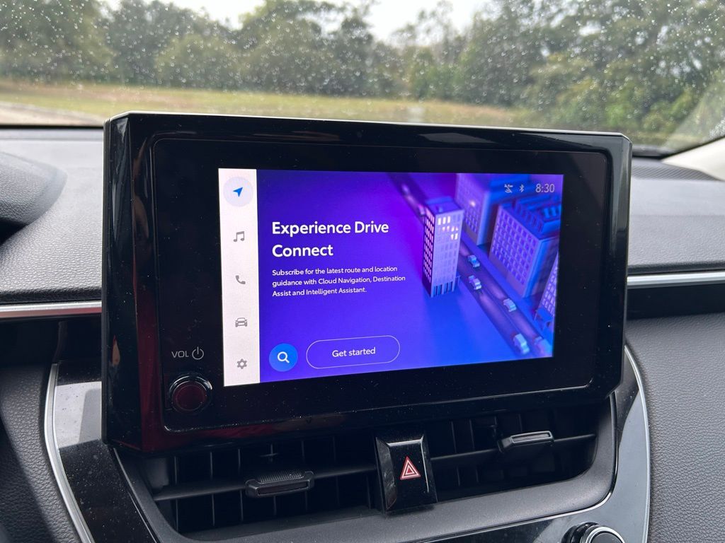 Thumbnail: 2023 Toyota Corolla Cross - 23