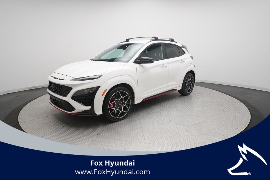 Lunar White 2023 Hyundai Kona N SUV / Crossover Front-Wheel Drive 8-Speed Dual Clutch