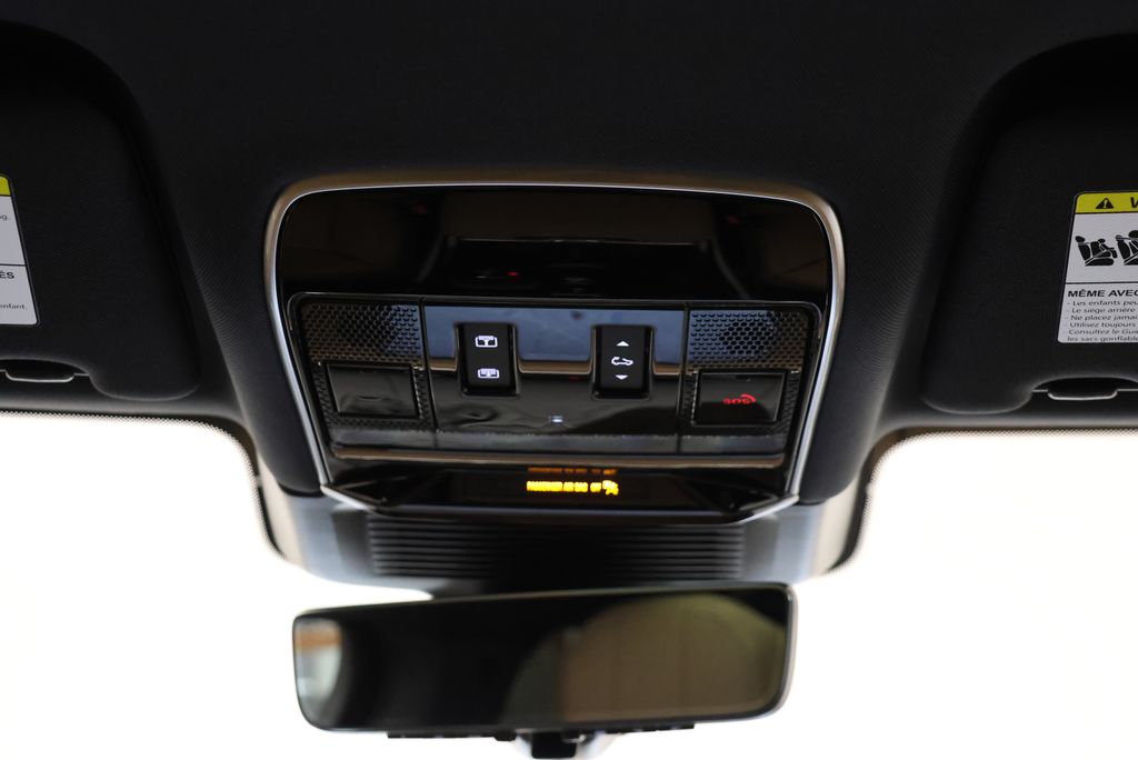 Thumbnail: 2026 Land Rover Range Rover Sport - 14