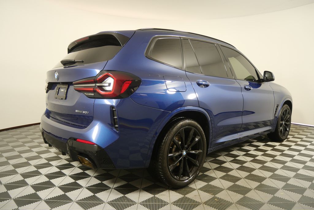 Thumbnail: 2023 BMW X3 - 3