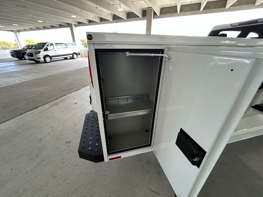 New 2026 Summit White Chevrolet Work Truck image 23