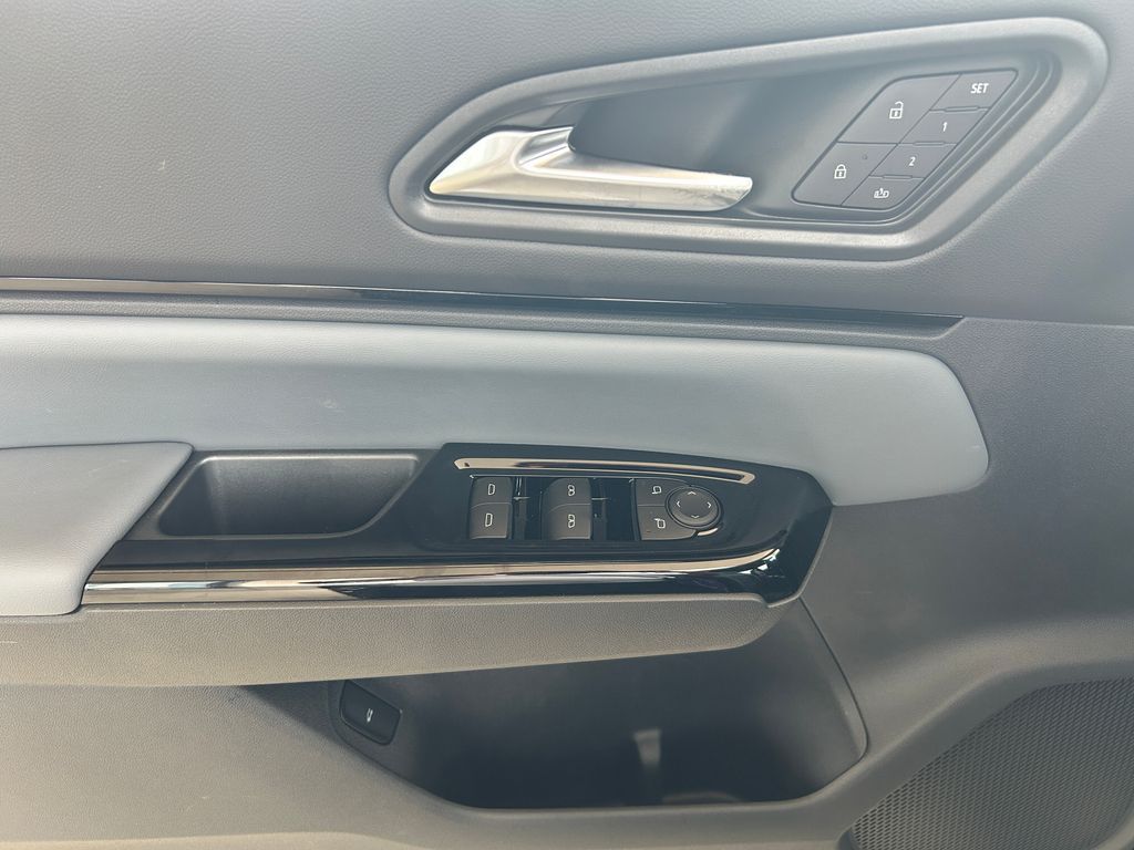 Thumbnail: 2026 Honda Prologue - 28