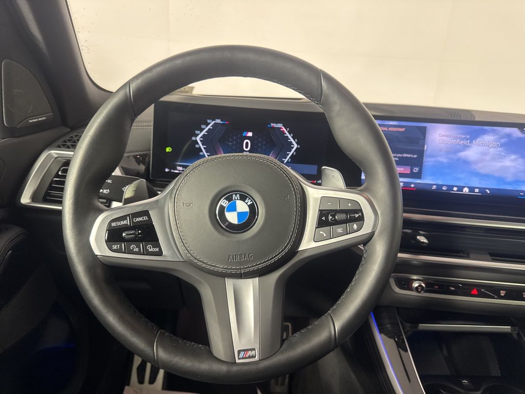 Thumbnail: 2024 BMW X5 - 17