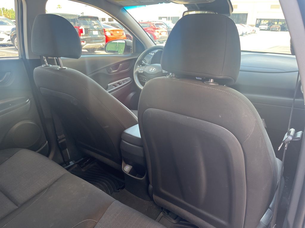 2023 Hyundai Kona SEL 17