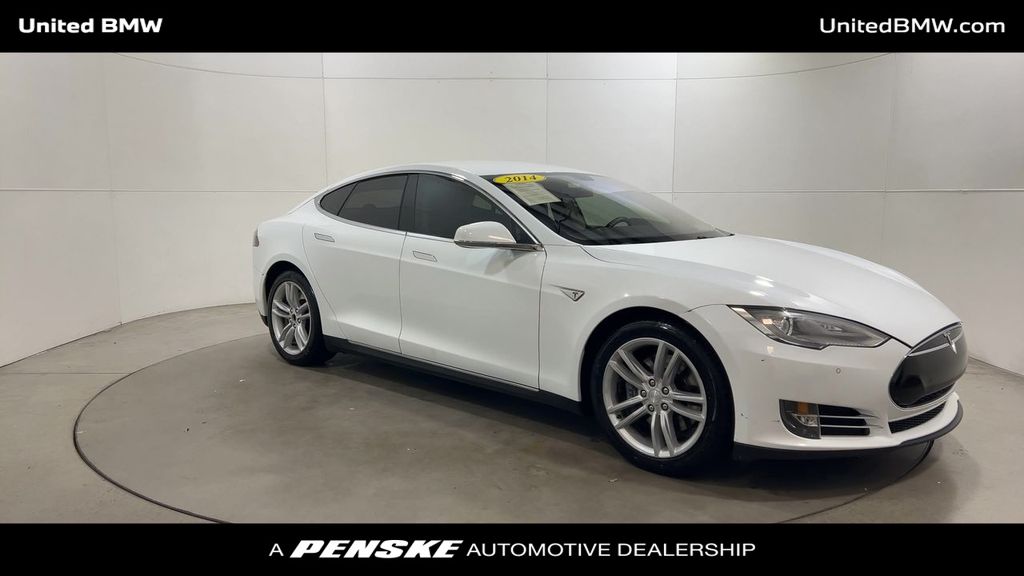 Thumbnail: 2014 Tesla Model S - 2