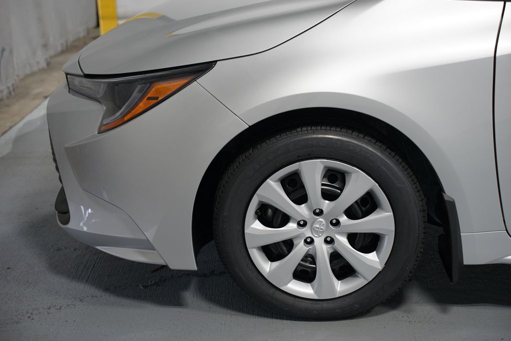 Thumbnail: 2025 Toyota Corolla - 5