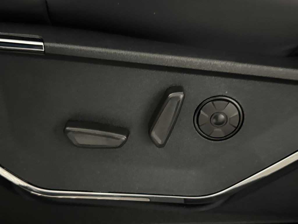 New 2026 Blue Ford Platinum image 28