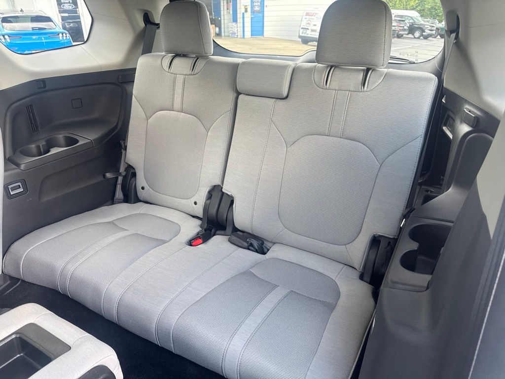 Certified Used 2023  Honda LX image 31