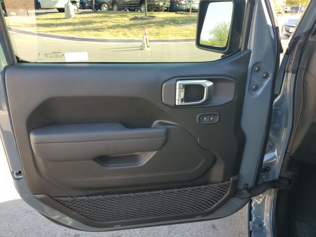 New Car 2025 Jeep Wrangler  For Sale Under $40,000 In Austin, Texas