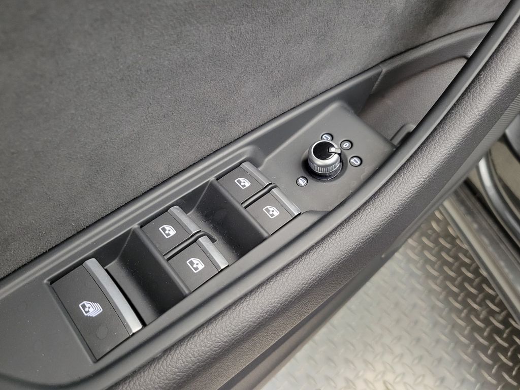 Thumbnail: 2024 Audi S5 - 26