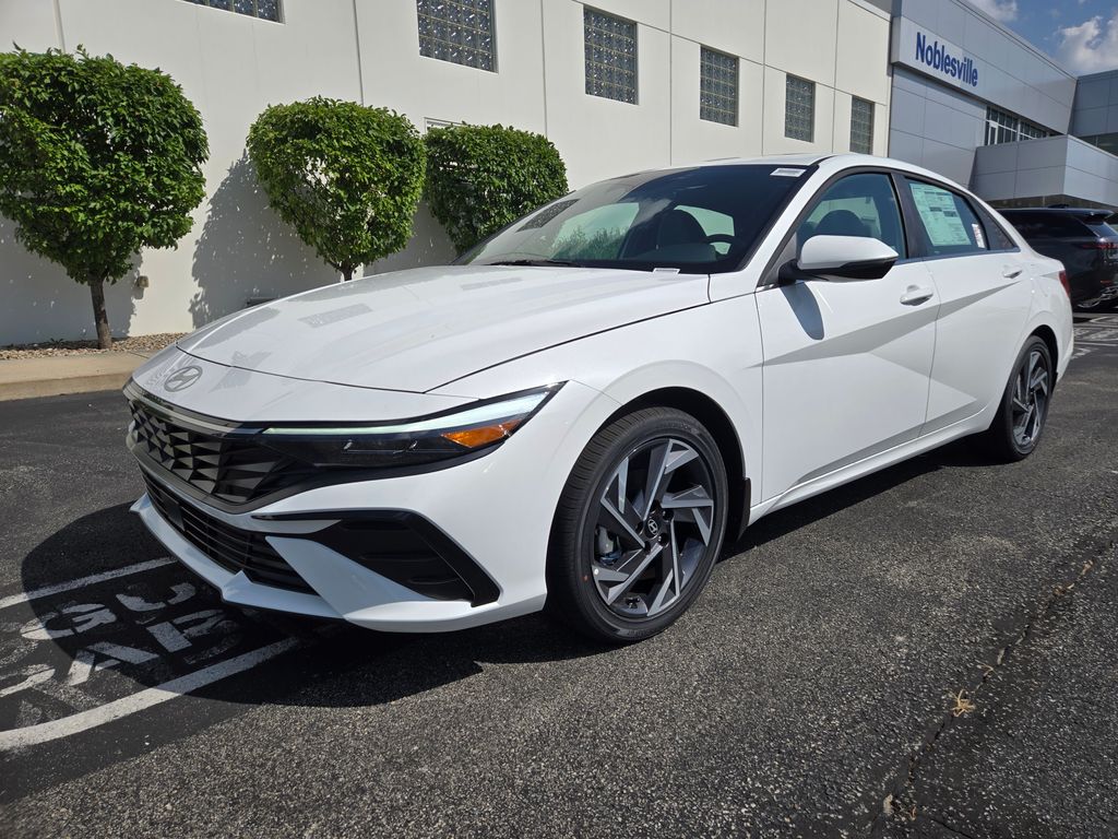 Thumbnail: 2025 Hyundai Elantra - 2