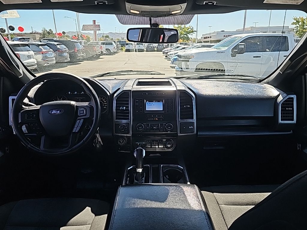 2018 Ford F-150 XLT 24