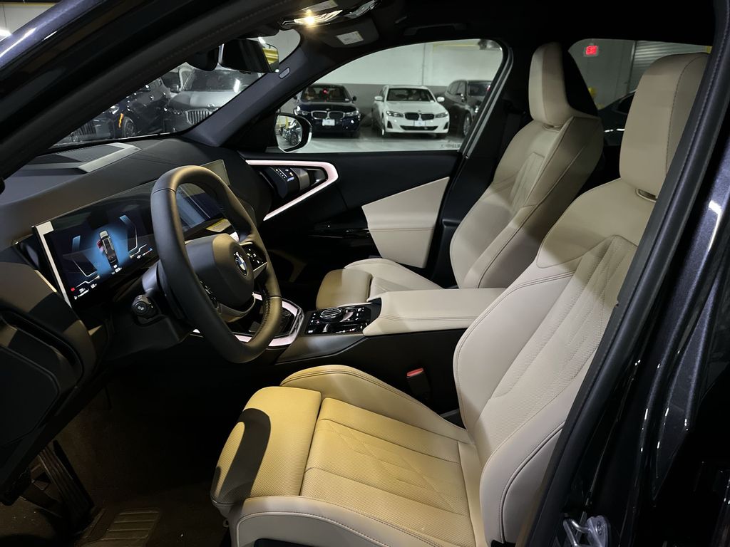 Thumbnail: 2026 BMW X3 - 11