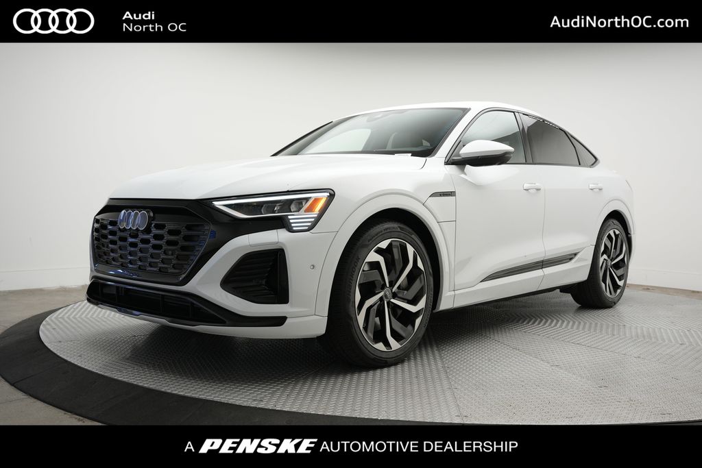 Thumbnail: 2024 Audi Q8 e-tron - 1