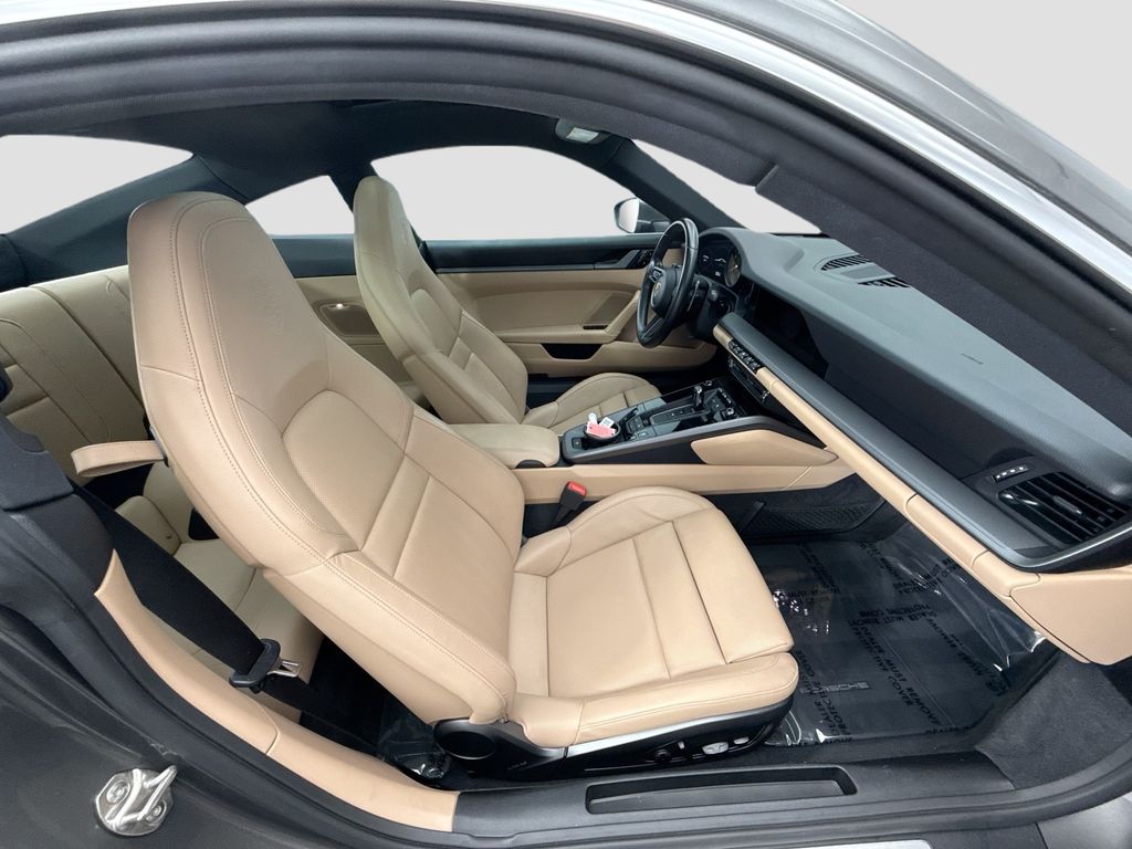 Thumbnail: 2021 Porsche 911 - 18