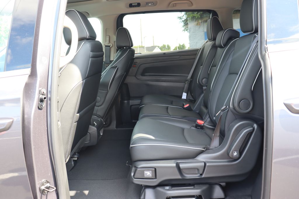 Thumbnail: 2026 Honda Odyssey - 11