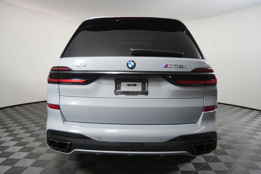 Thumbnail: 2025 BMW X7 - 4
