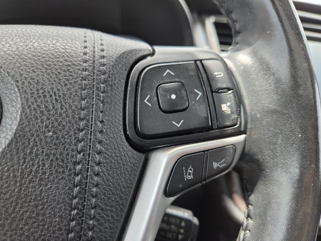 Used 2019 Toyota Highlander SUV