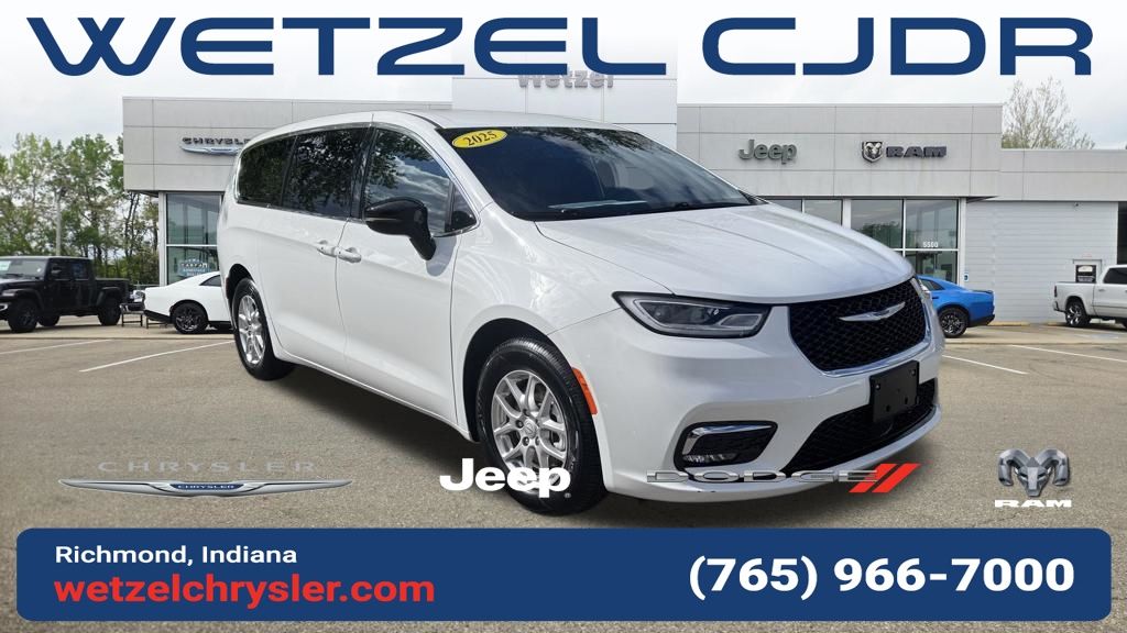 2025 Chrysler Pacifica Select FWD