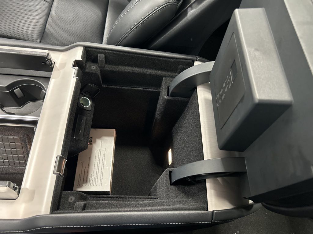 new 2026 Lincoln Navigator car, priced at $106,480