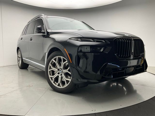 Thumbnail: 2023 BMW X7 - 3