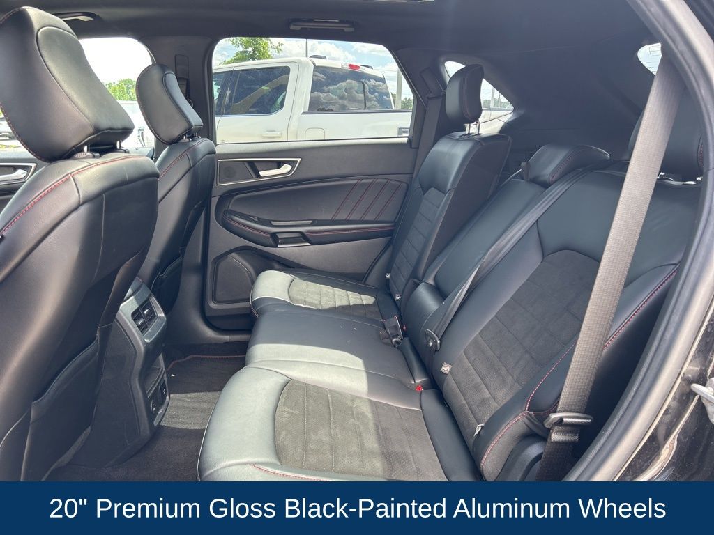 2022 Ford Edge ST-Line