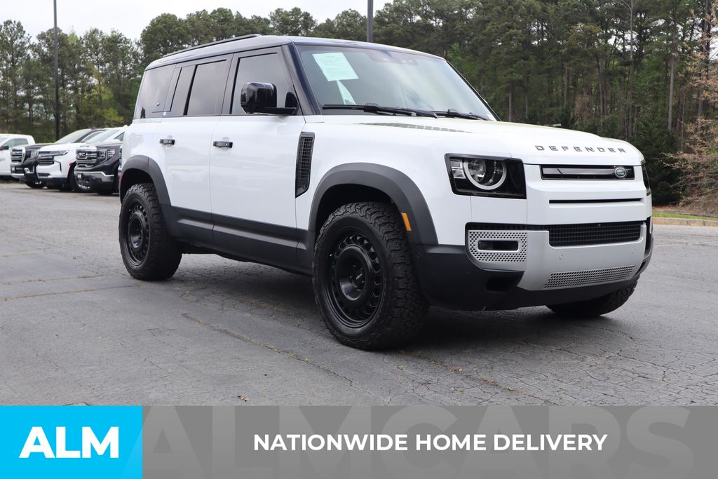 Used 2023 White Land Rover S image 5