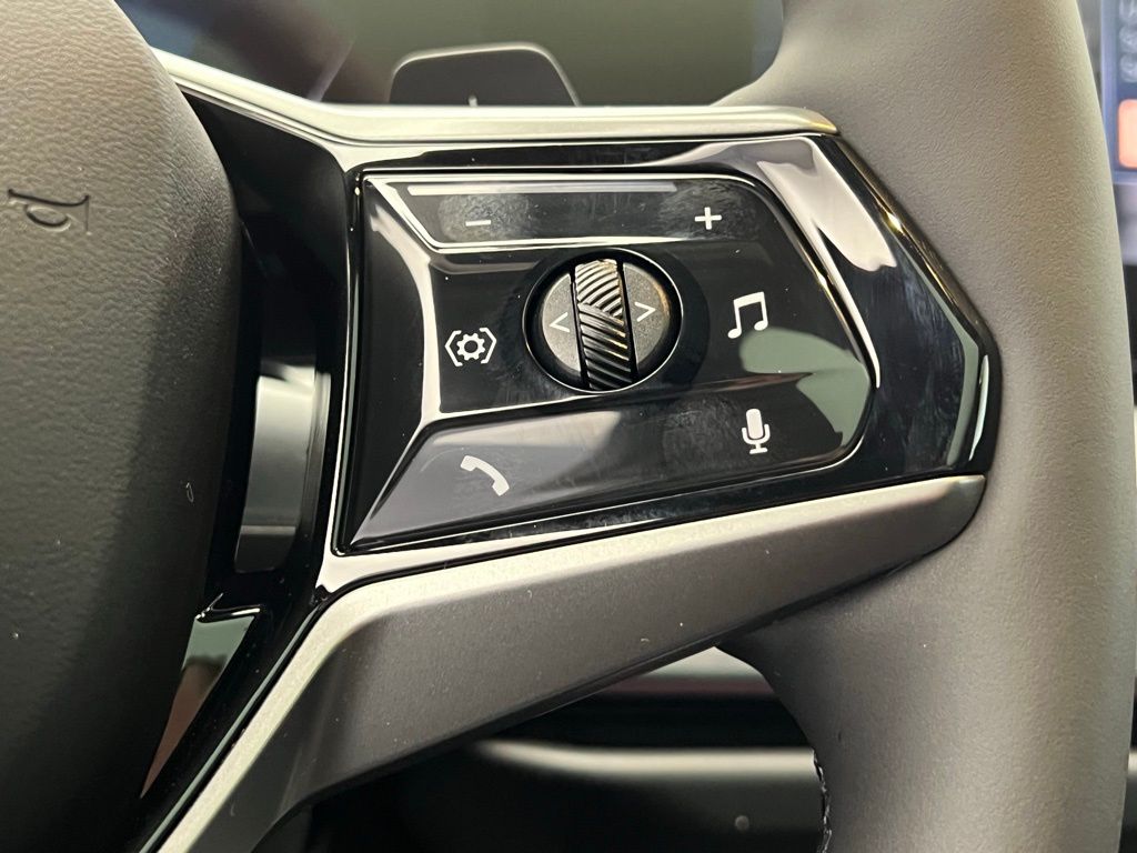 Thumbnail: 2026 BMW X3 - 17