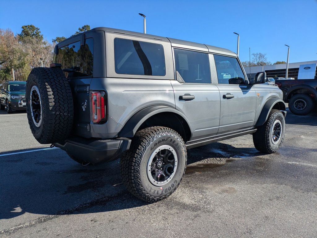 2025 Ford Bronco Badlands