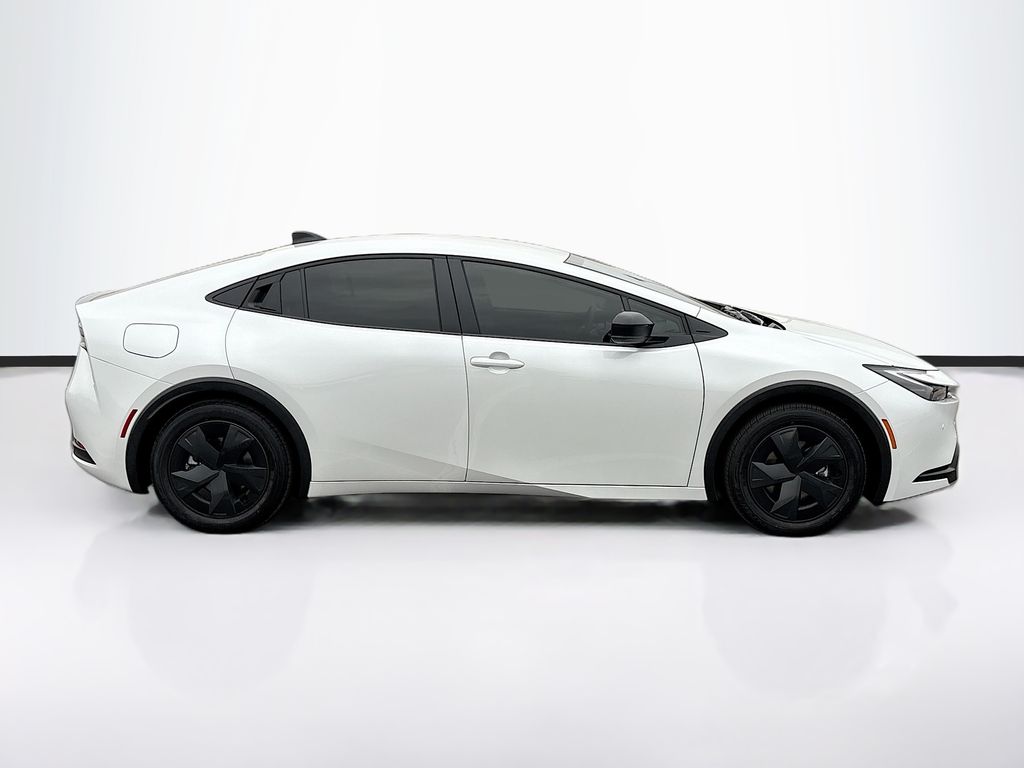 Thumbnail: 2026 Toyota Prius - 4