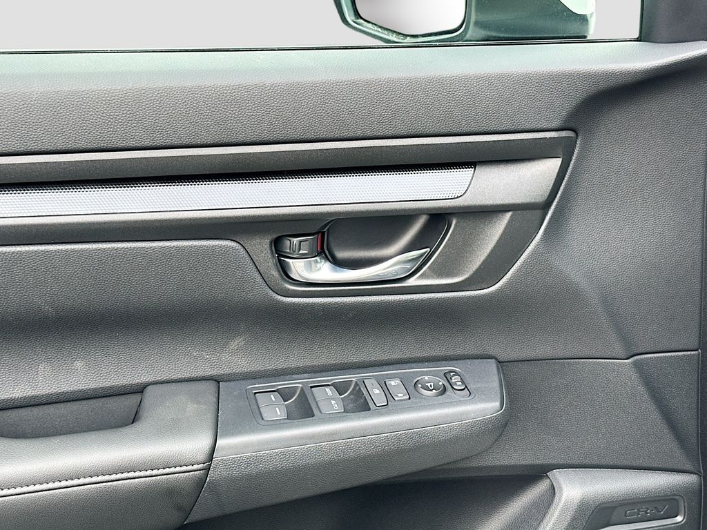 2025 Honda CR-V EX 19