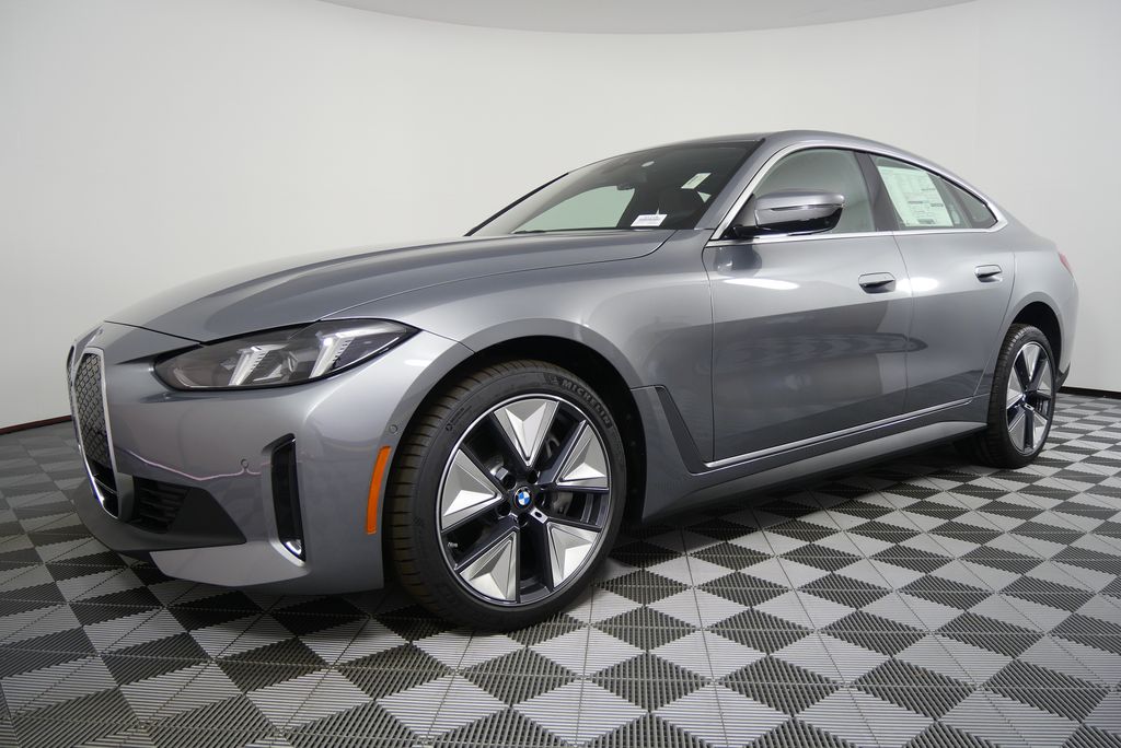 2025 BMW i4 eDrive40 7