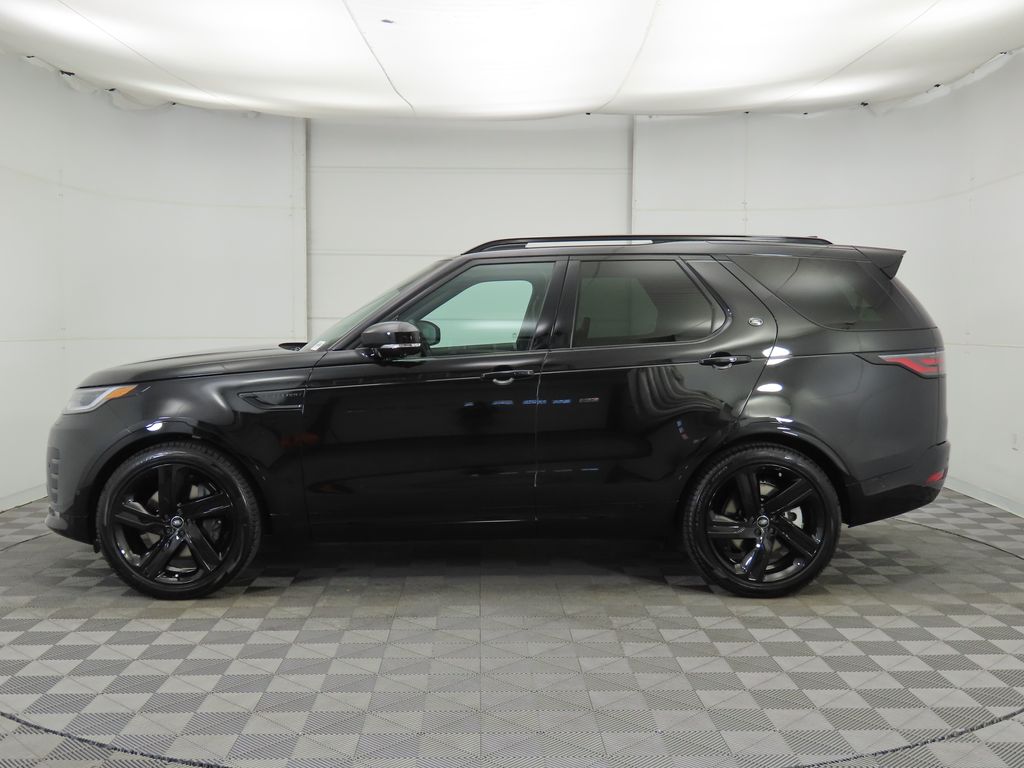 Thumbnail: 2026 Land Rover Discovery - 8