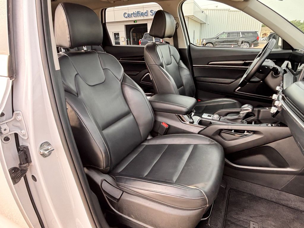 Used Car 2025 Kia Telluride  S For Sale Under $40,000 In Corsicana, Texas