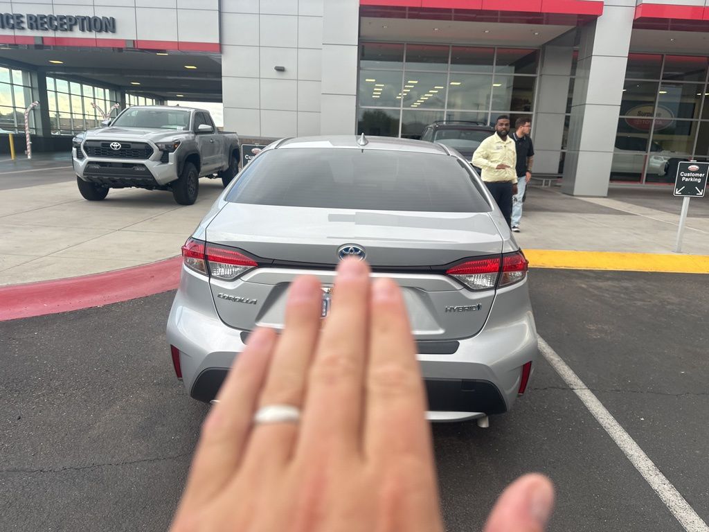 Thumbnail: 2022 Toyota Corolla - 6