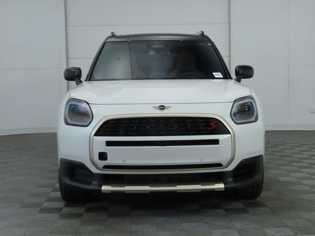 2025 MINI Cooper Countryman Iconic 2