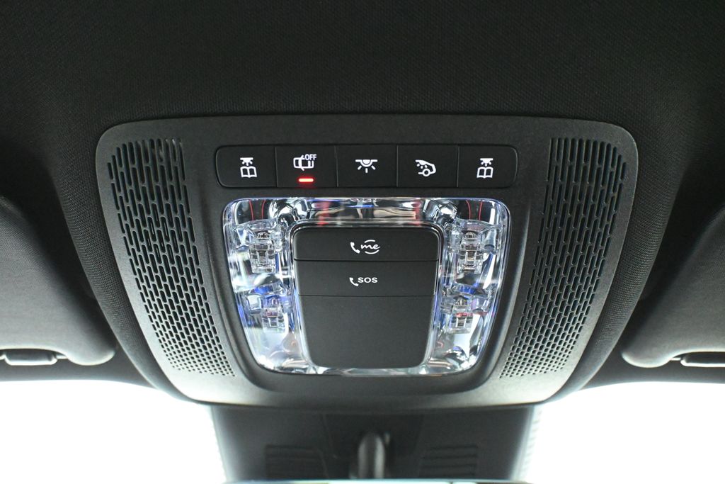 2025 Mercedes-Benz GLB 250 19