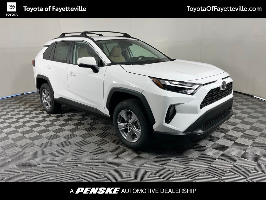 Thumbnail: 2025 Toyota RAV4 - 6