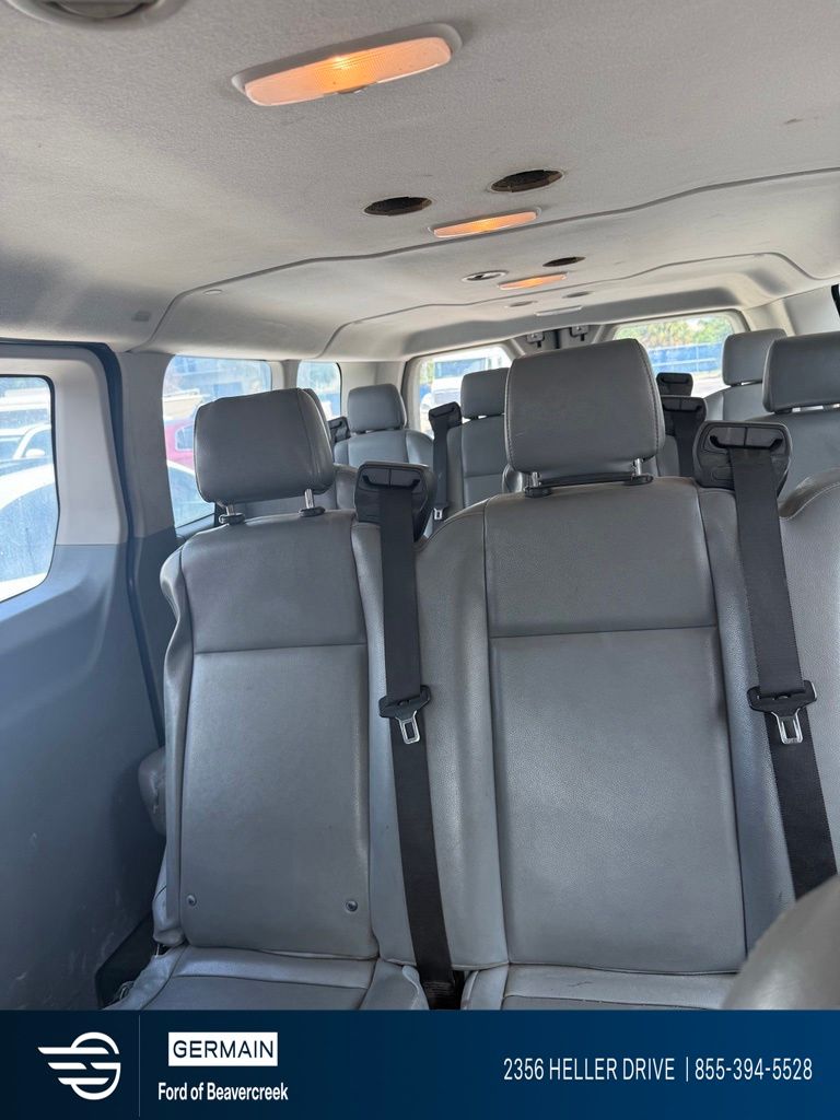 Used 2019 White Ford XL image 5