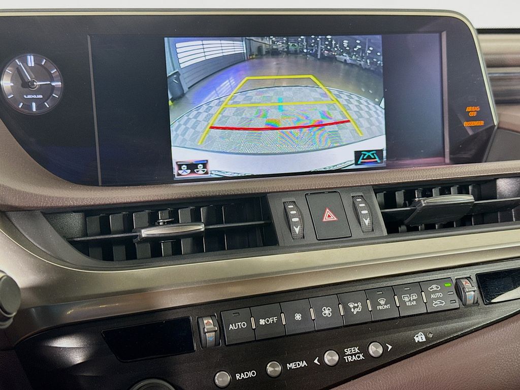 2019 Lexus ES 350 Luxury 14