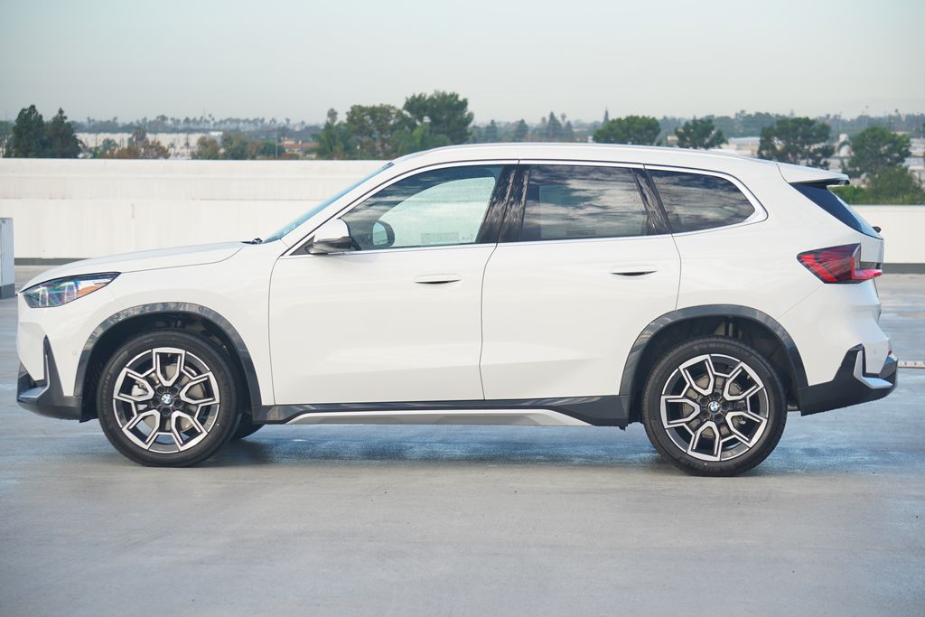 Thumbnail: 2026 BMW X1 - 4