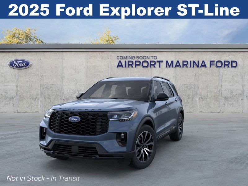 2025 Ford Explorer ST-Line 2