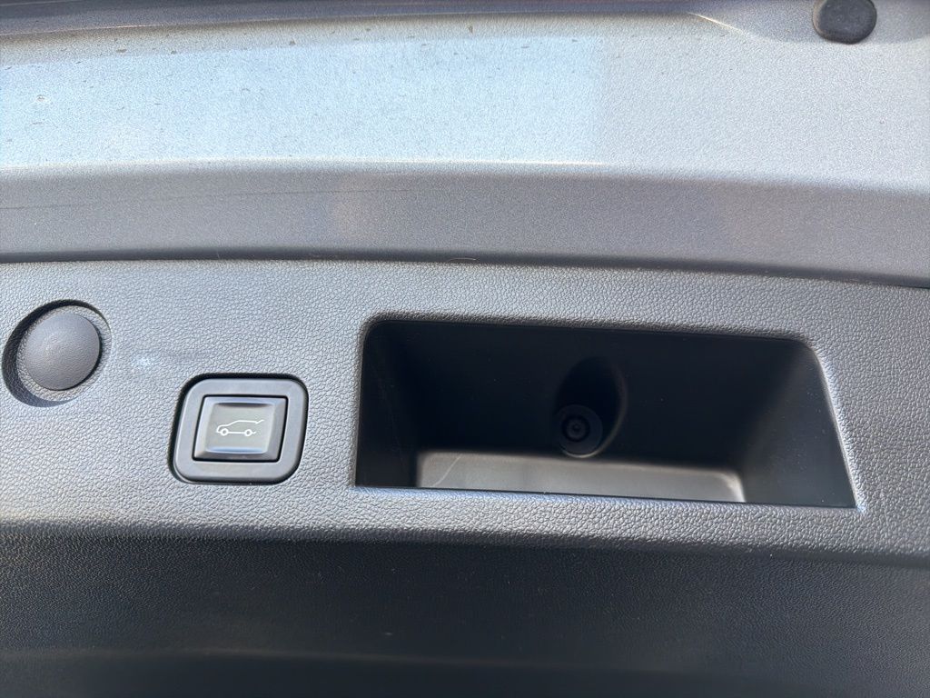 Thumbnail: 2025 Chevrolet Equinox - 12