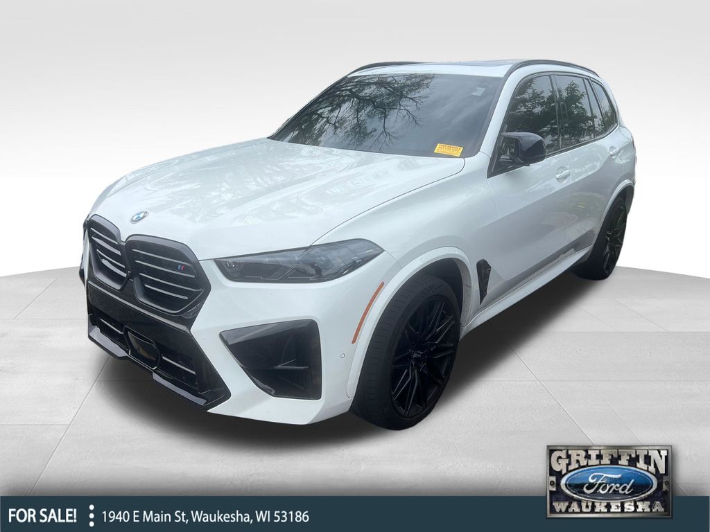 2025 BMW X5 M Competition's photo