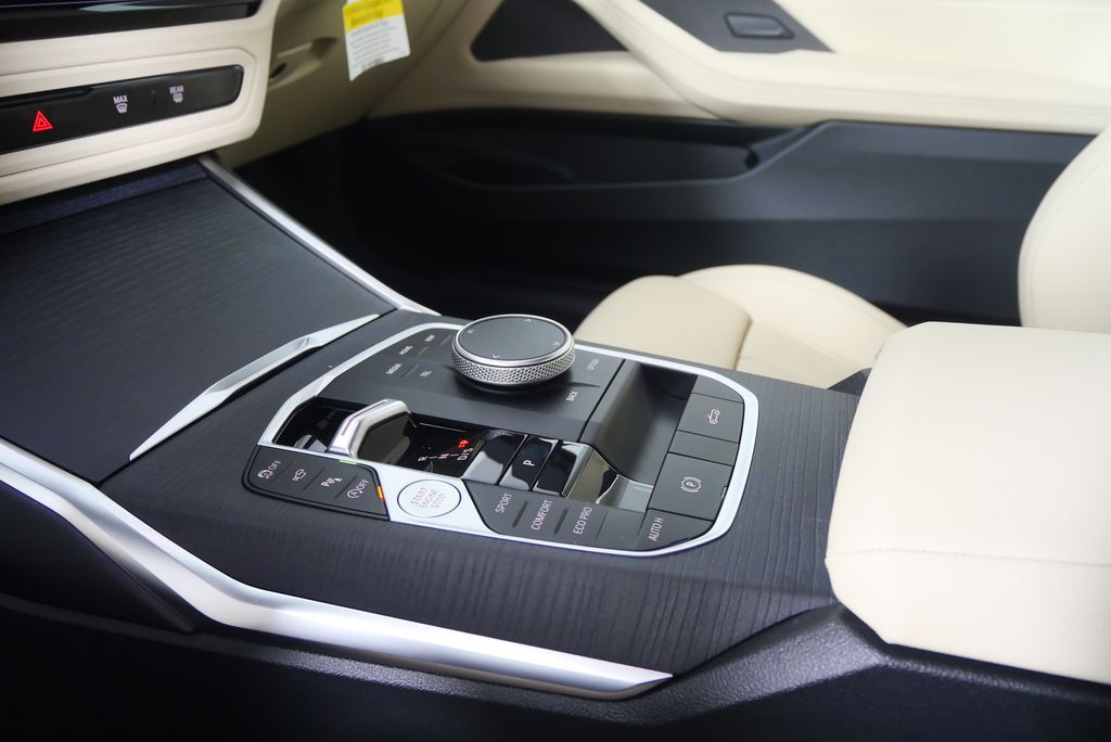 Thumbnail: 2026 BMW 4 Series - 18