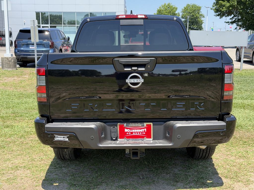 New 2026 Nissan Frontier Truck