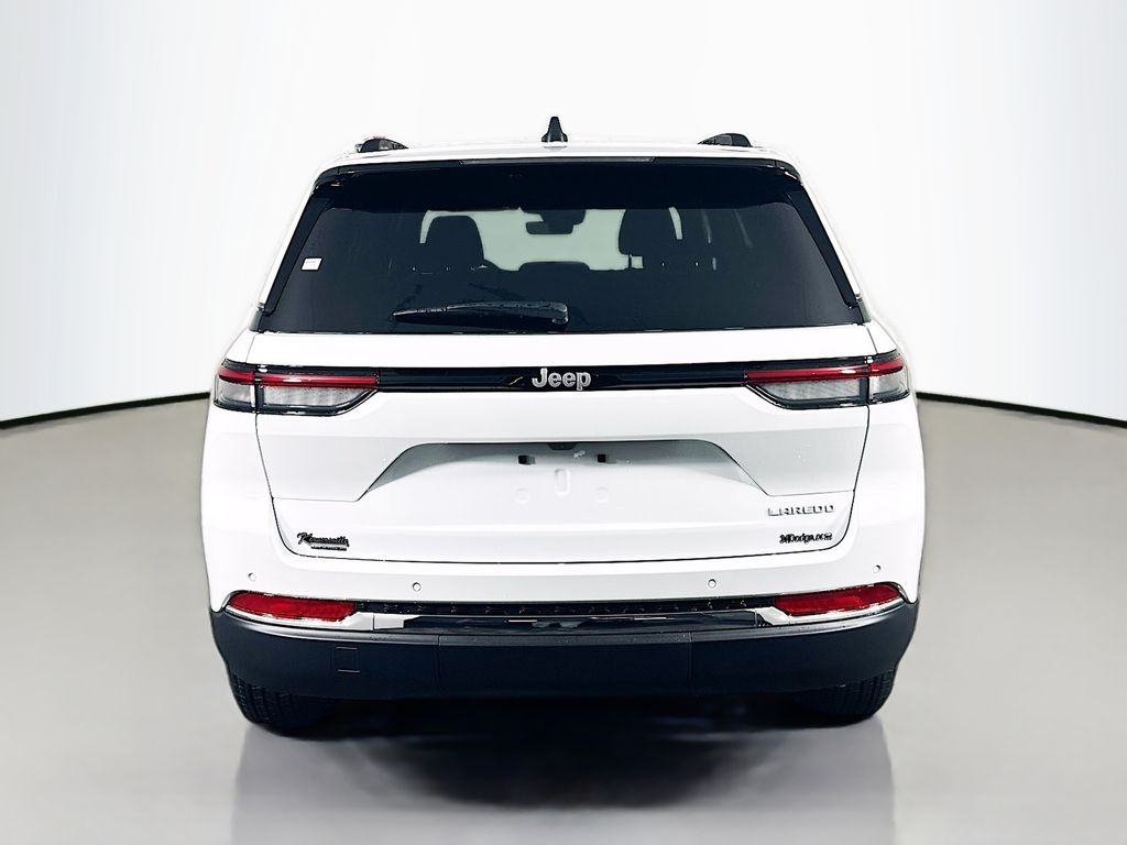 New 2025 White Jeep Laredo X image 6